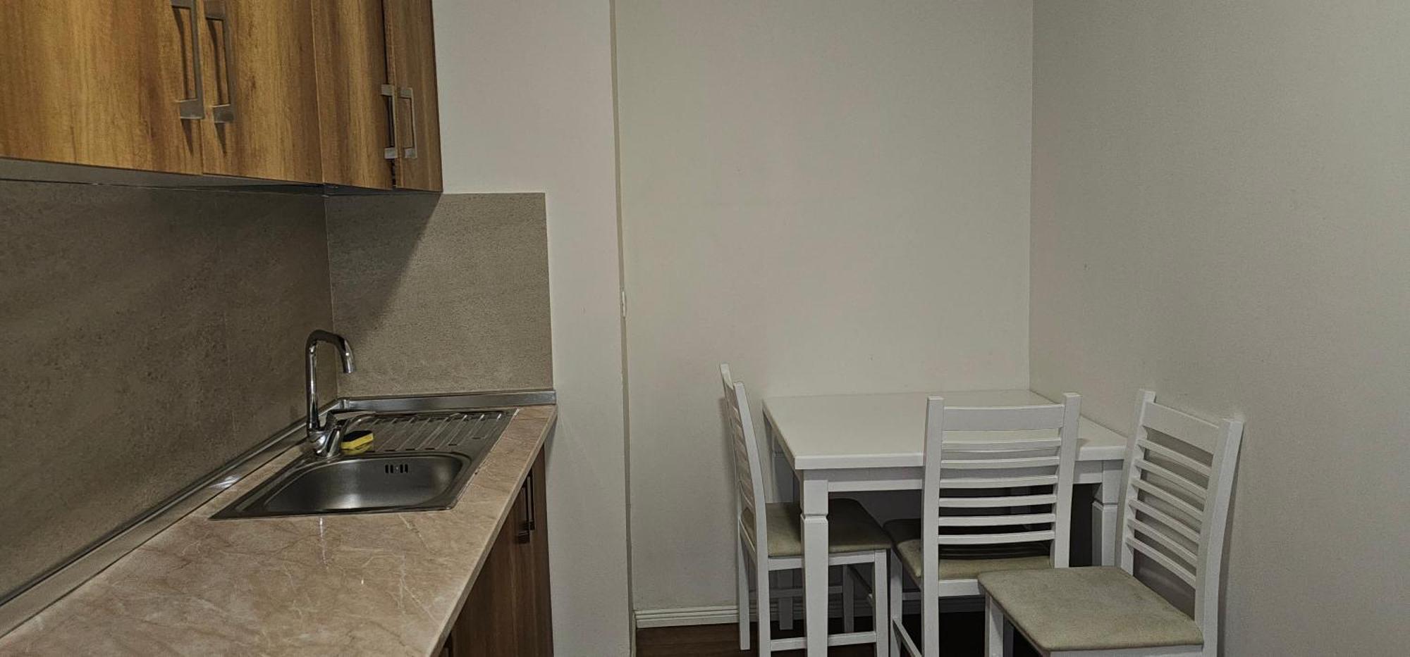 Ajla Komuna Apartament Apartamento Tirana Exterior foto